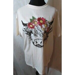 Cow Embroidered Graphic T-Shirt Womens M White Crew Neck Short Sleeve